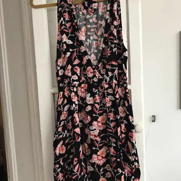 Mini floral halter dress - Picture 4 of 7